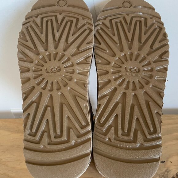 UGG classic short II - Picture 4 of 5